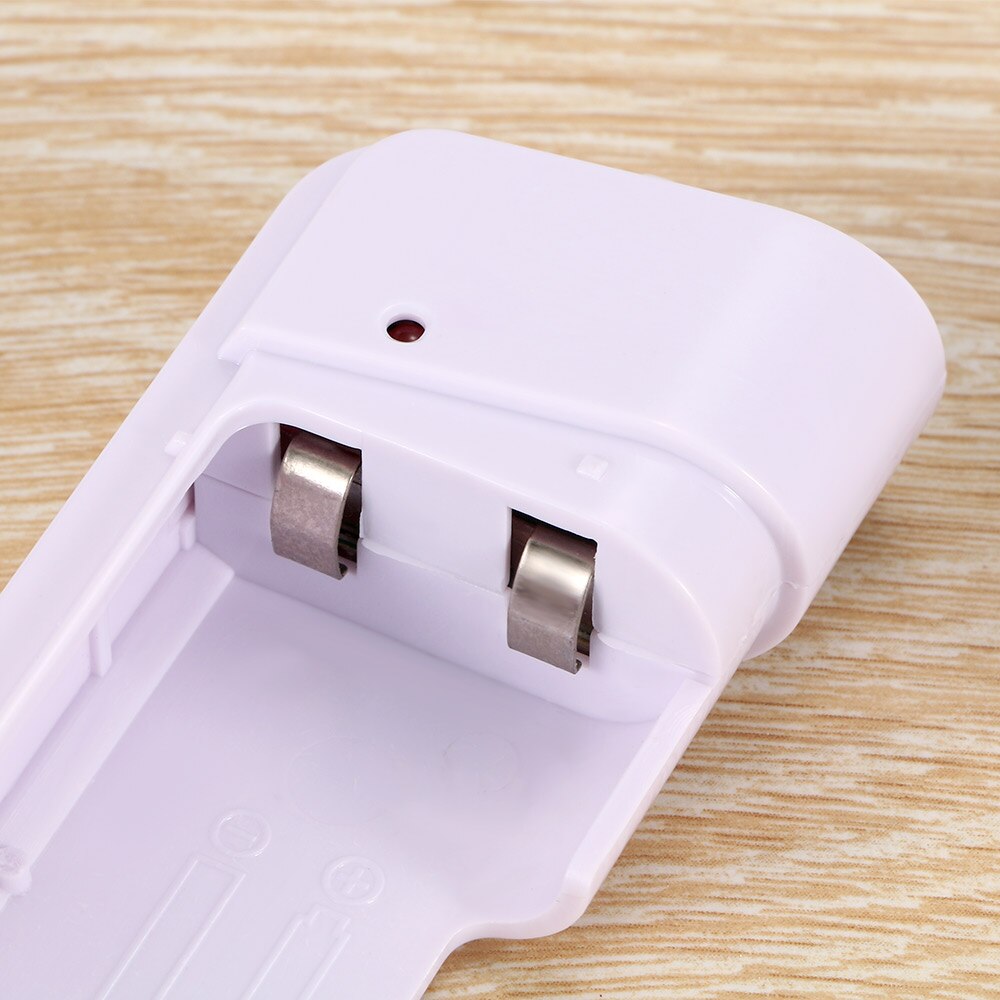 Powerbank de Emergência a Pilhas com Lanterna - Multi4you®