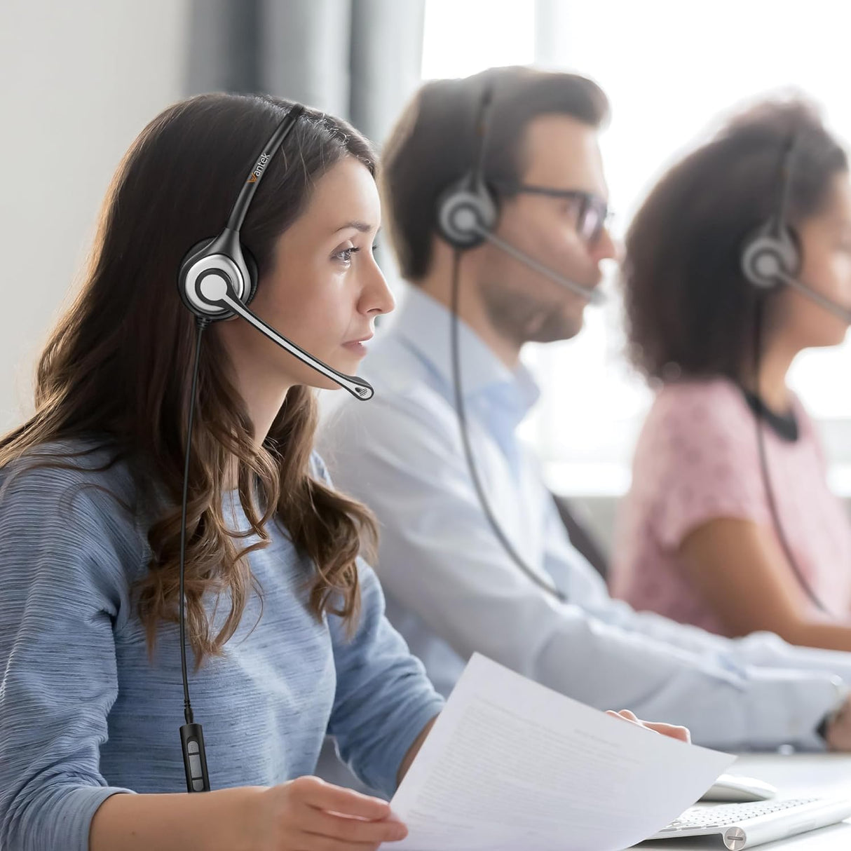 Auriculares com microfone ANC