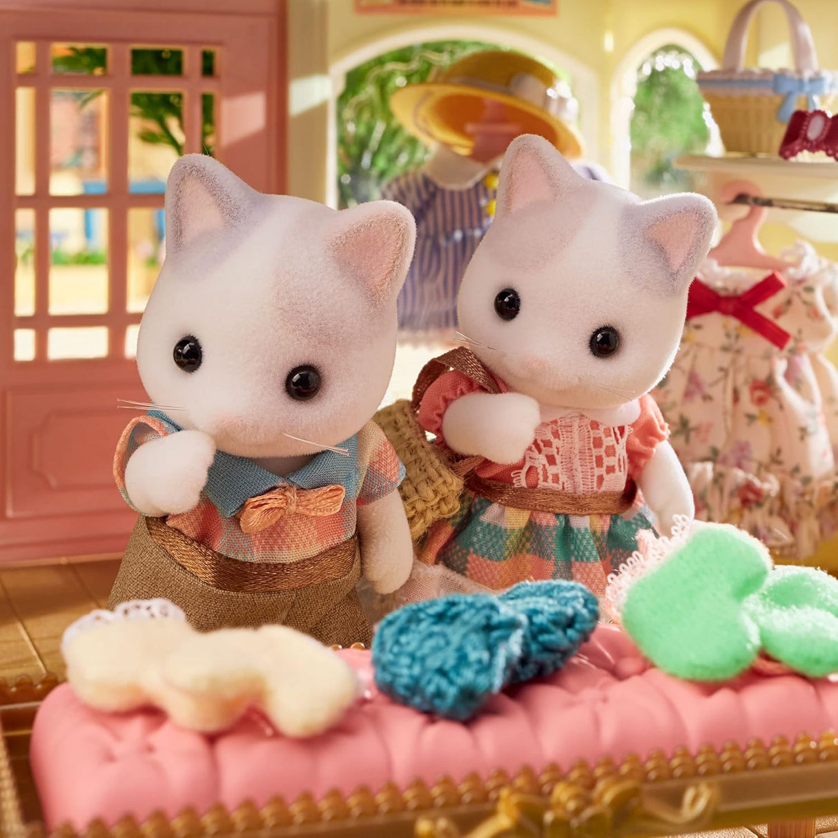 Sylvanian Families – Família Gato Latte (Ref. 5738)