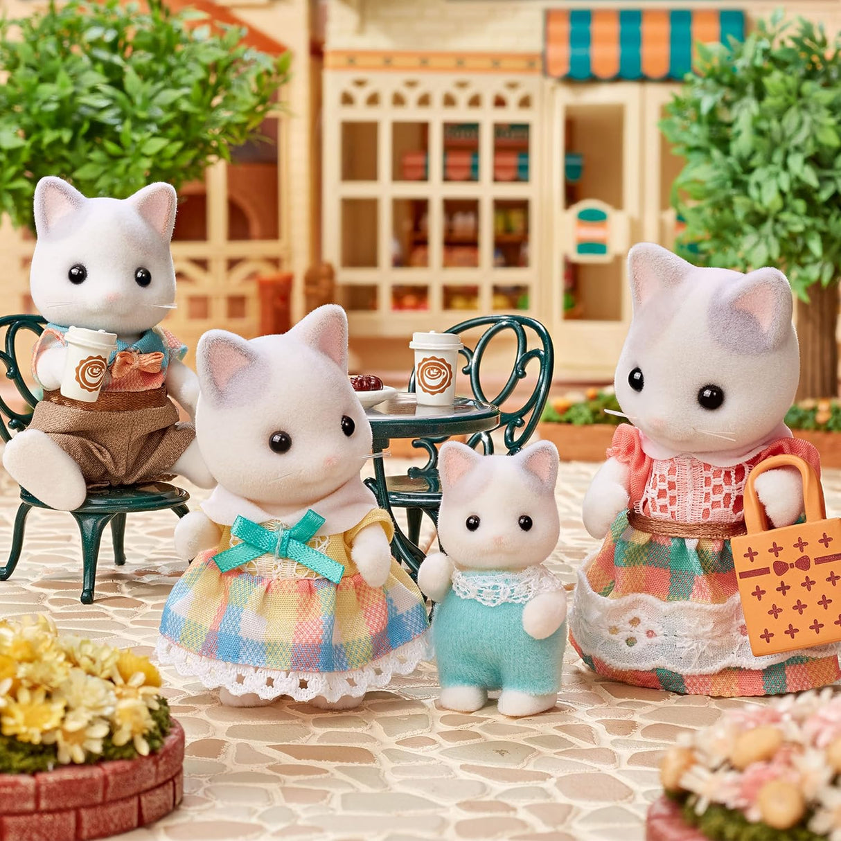 Sylvanian Families – Família Gato Latte (Ref. 5738)