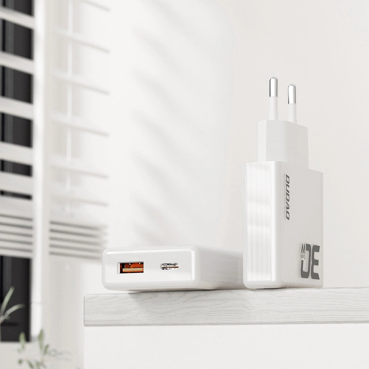 GaN Dudao A30EU 30W Carregador de Parede USB-A / USB-C - Branco