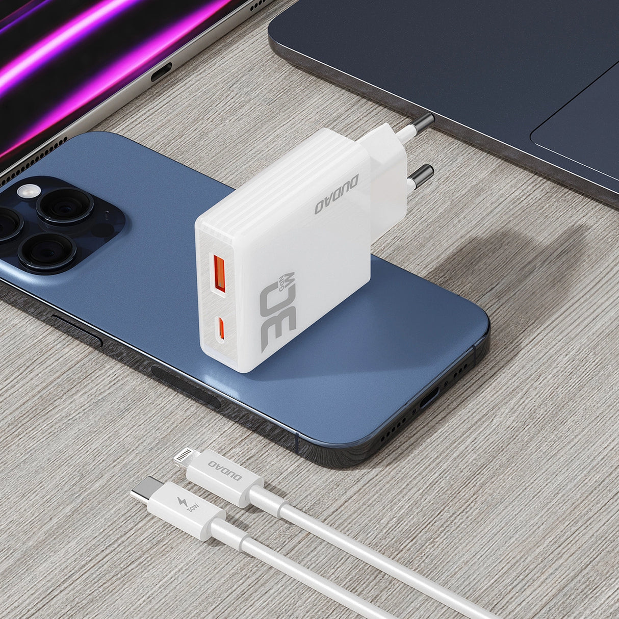 GaN Dudao A30EUT 30W USB-A / USB-C Carregador de Parede + USB-C - Lightning Cabo - Branco