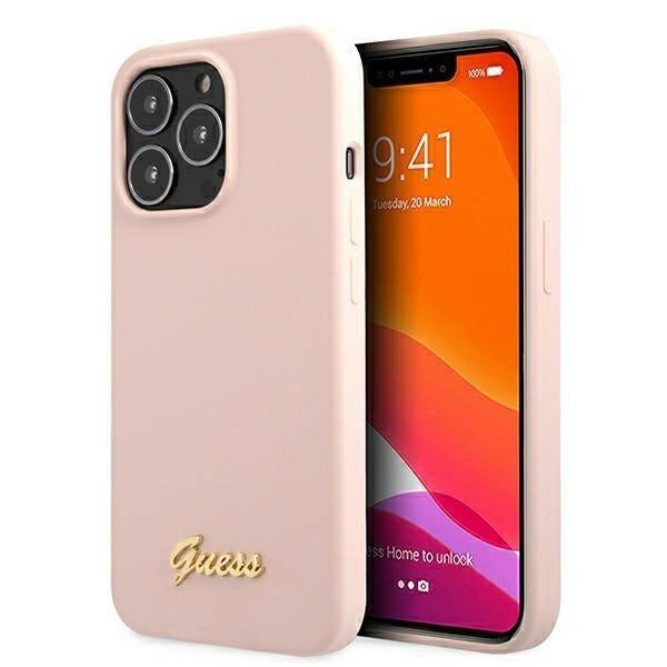 Capa Guess Silicone Script com Logo Dourado e MagSafe para iPhone 13 Pro Max - rosa claro
