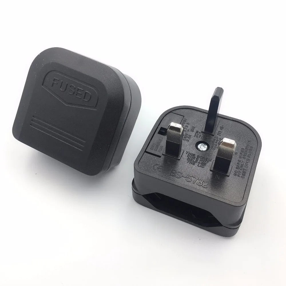 Adaptador de Tomada EU para UK (Preto) - Multi4you®