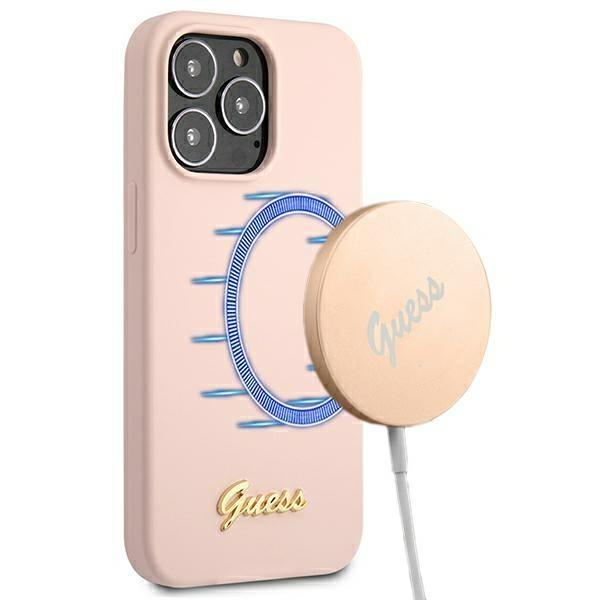 Capa Guess Silicone Script com Logo Dourado e MagSafe para iPhone 13 Pro / iPhone 13 - rosa claro