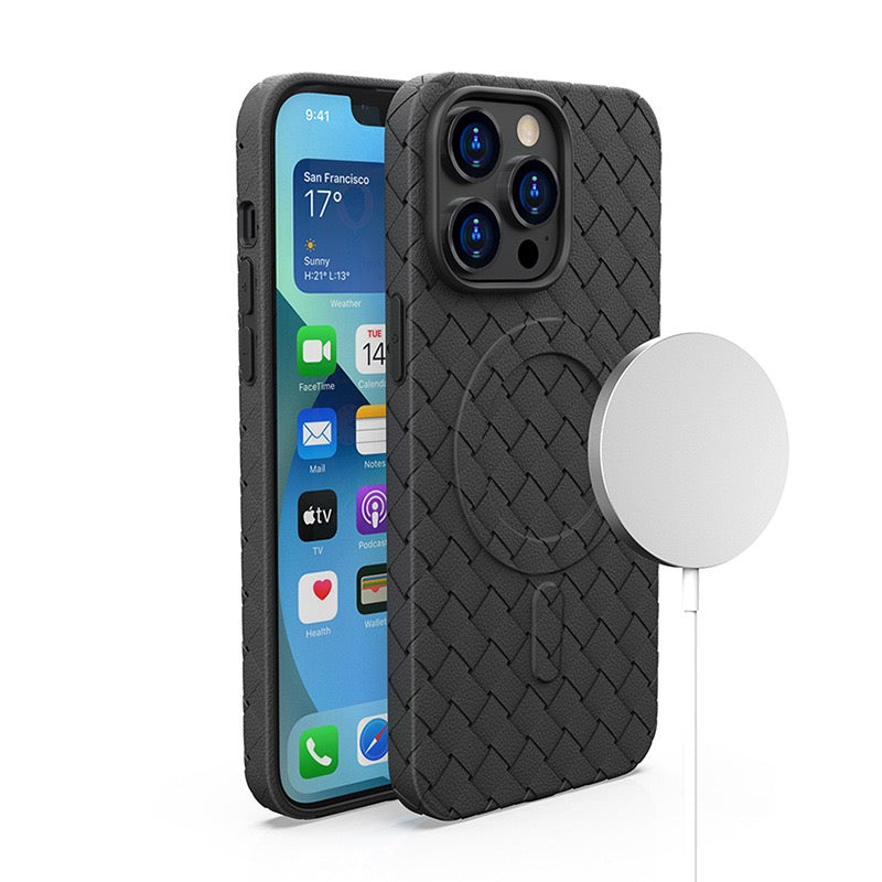 Capa Trançada MagSafe para iPhone 15 Pro - Preta
