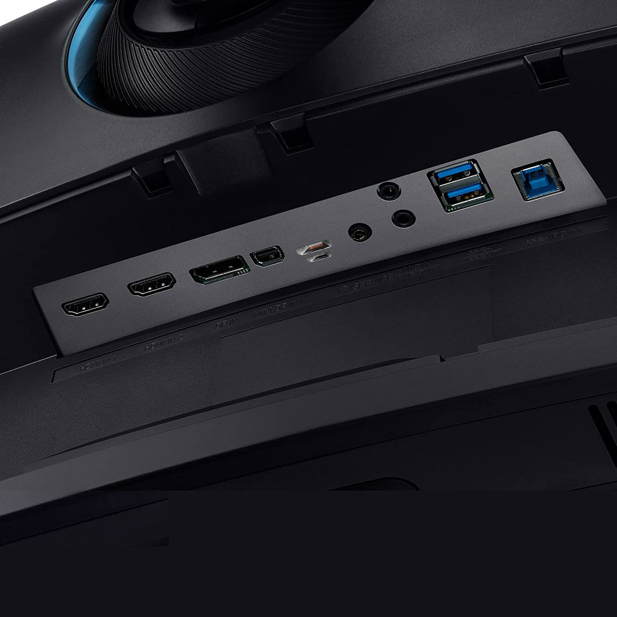 Samsung Monitor Gaming Curvo 49" UFHD 3840 x 1080 QLED 32:9 144 Hz 1 ms HDR