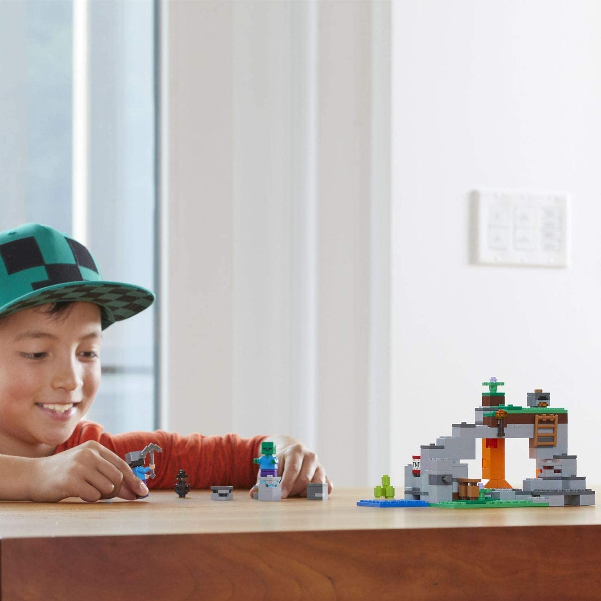 LEGO Minecraft 21141 A Caverna do Zombie