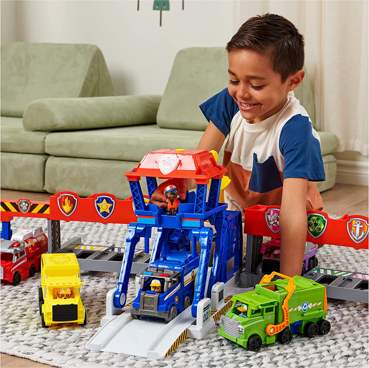 Patrulha Pata Mega Garagem - Paw Patrol Big Trucks