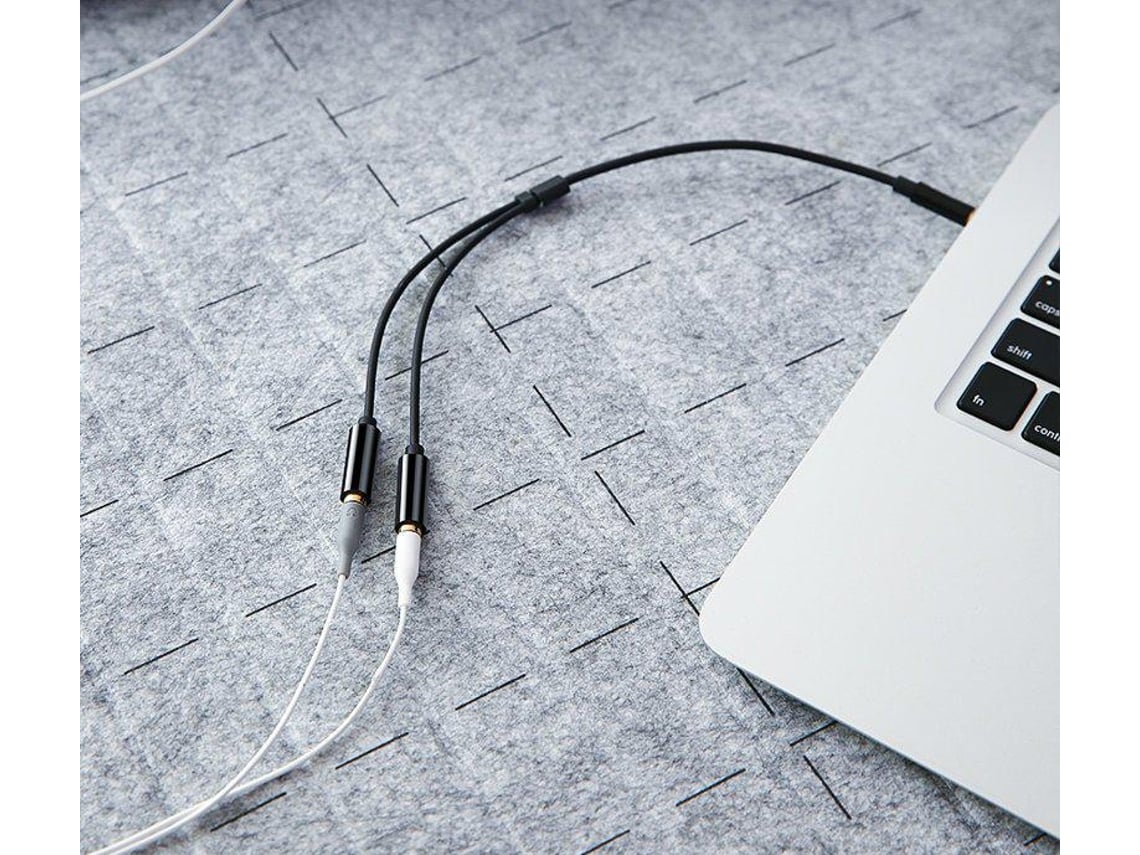 Cabo Ugreen Mini 3.5mm Jack – Preto