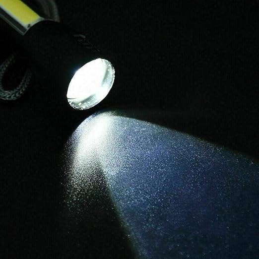 Mini Lanterna Recarregável XPE+COB - 3 modos de luz