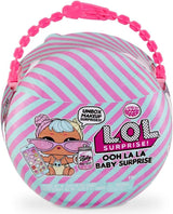 Giochi Preziosi – L.O.L. Surprise! Ooh La La Baby Surprise Lil Bon Bon com Bolsa e 15 Surpresas