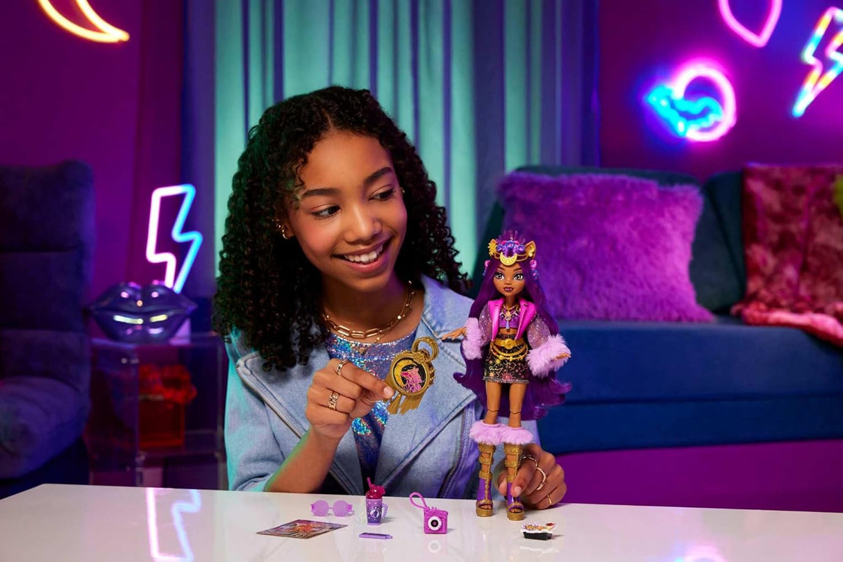 Monster High – Boneca Clawdeen Wolf Monster Fest (HXH80)