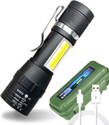 Mini Lanterna Recarregável XPE+COB - 3 modos de luz