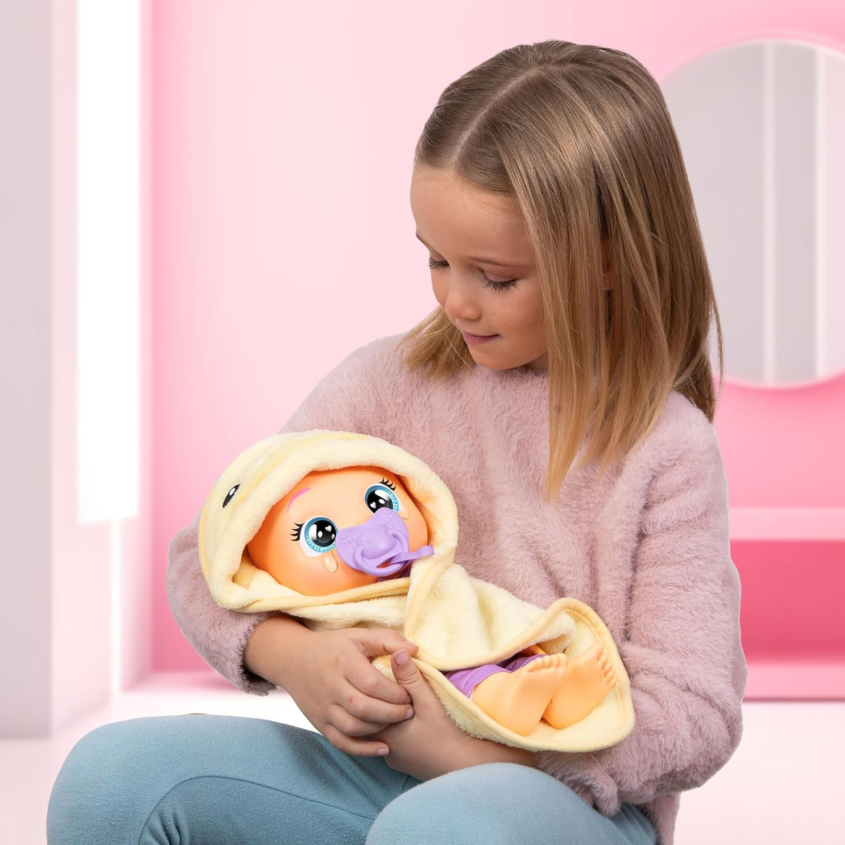 Bebés Chorões Newborn Bath Time Zoe – Boneca Interativa com Toalha de Pato