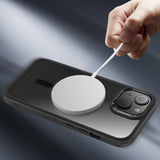 Capa ESR Classic Hybrid Halolock com MagSafe para iPhone 15 - transparente-preta