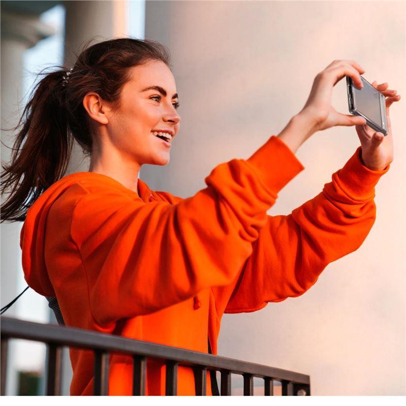 Capa Spigen Ultra Hybrid para Google Pixel 6A - transparente