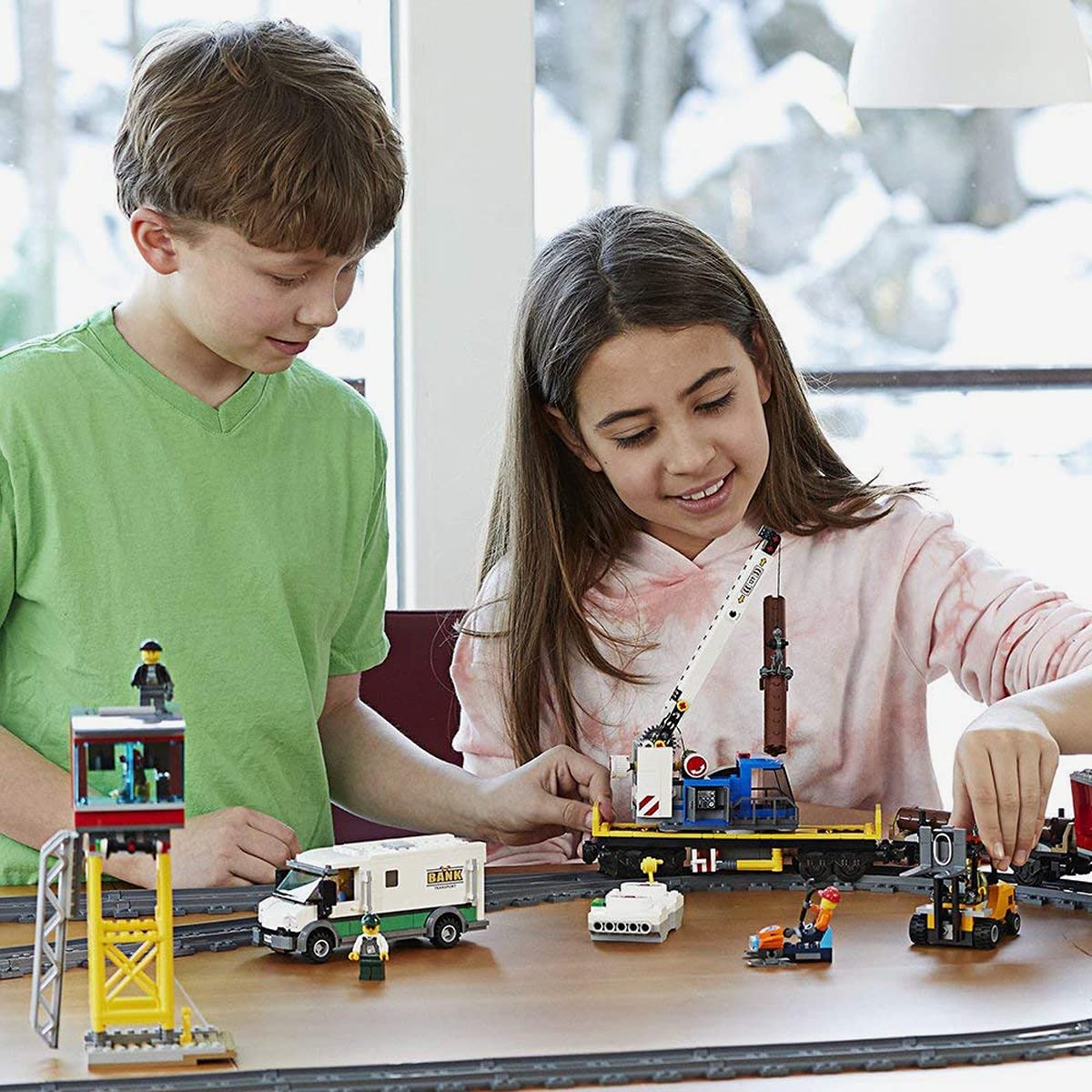 LEGO City Comboio de Carga 60198