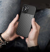 Capa Thunder capa flexível resistente resistente em TPU para iPhone 12 Pro Max preta
